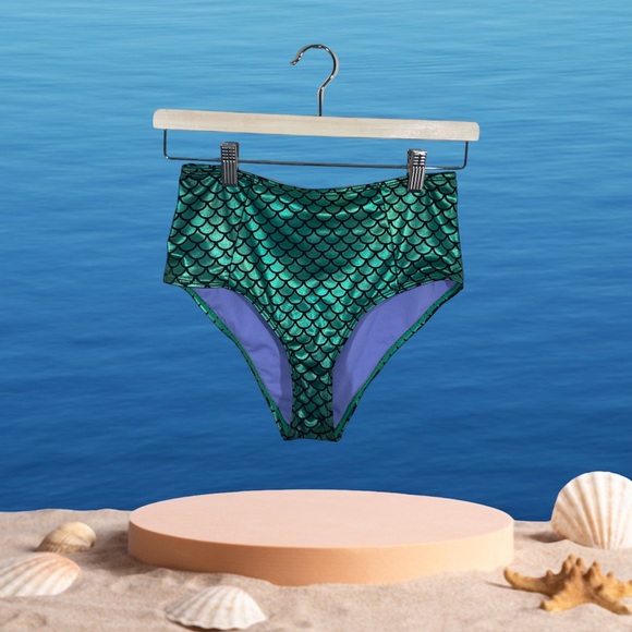 Disney Princess Ariel Mermaid Sea Shell Cosplay Bikini Size S - Picture 4 of 9